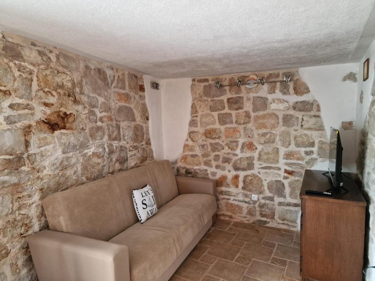 דירות פירובאץ House Riva מראה חיצוני תמונה