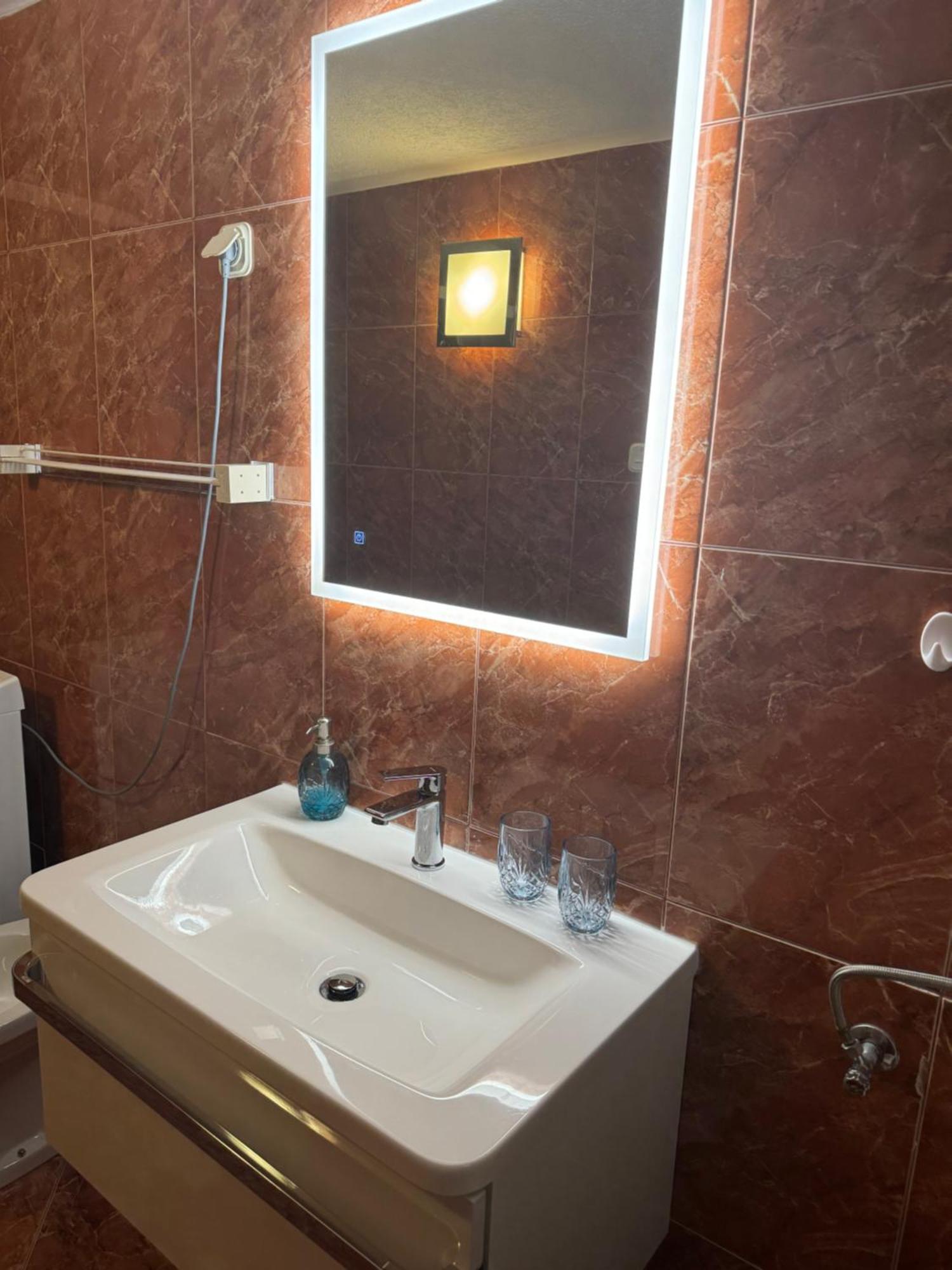 דירות פירובאץ House Riva מראה חיצוני תמונה